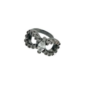 Piercing laço cravejado com navetes e zircônias - banho rodio negro