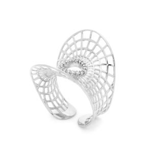 Anel figura vazado cravejado com zirconias - Ródio Branco